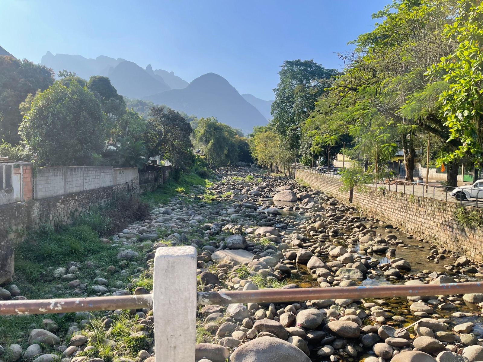 Crise hídrica em Guapimirim chama a atenção para a questão do saneamento: Concessionária, Poder Público e Sociedade precisam encontrar soluções urgentes e pensar no futuro